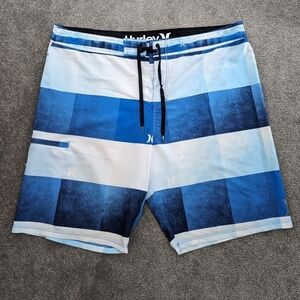 HURLEY swim shorts size XL XXL